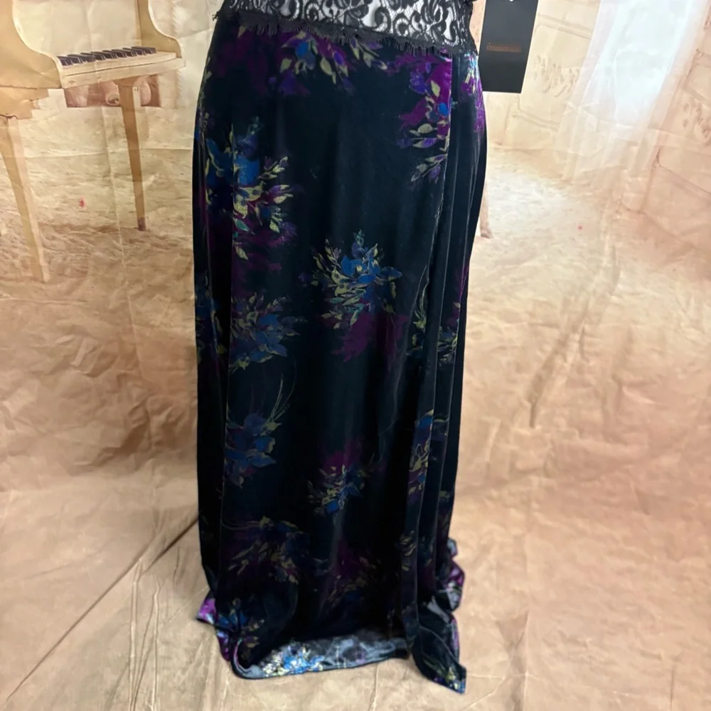 NEW Jill Stuart Women's Lace Inset Velvet Floral Maxi Dress - Picture 9 of 13